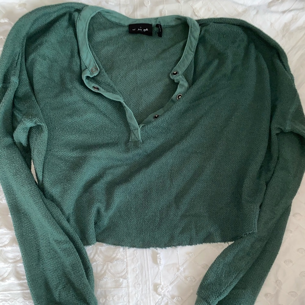 urban outfitters cropped knit long sleeve